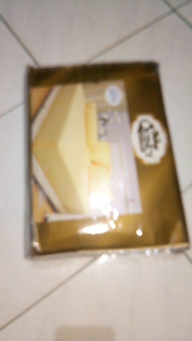 Sprei Vallery Quincy Embos Uk 160x200 B2 T.30 Cm Serat Aloe Vera