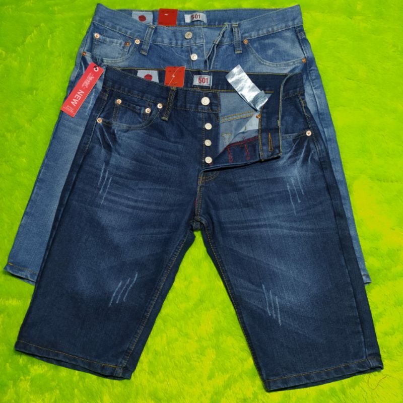 CELANA PENDEK LEVI'S ,,501