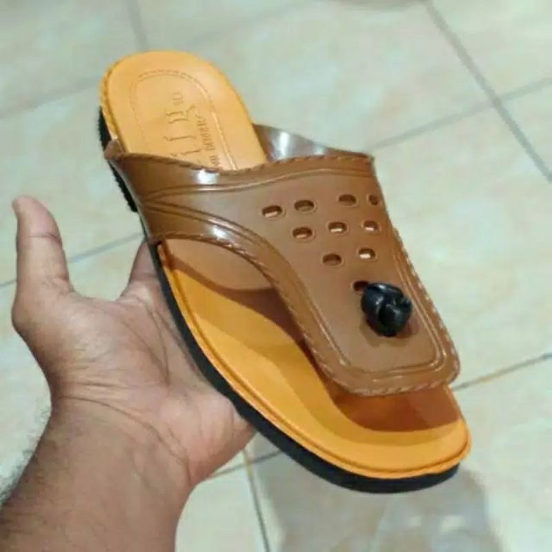 TERMURAH SENDAL LILY JAPIT PRIA/ SANDAL LILI JEPIT COWOK/ SANDAL BAPA CLASIK LEBARAN NEW BARU ORI