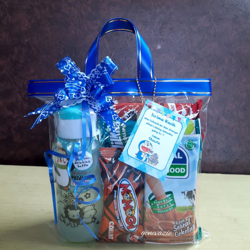 

Paket snack ulang tahun dan botol minum flip top 350ml/Bingkisan ultah anak/Goodie bag ultah