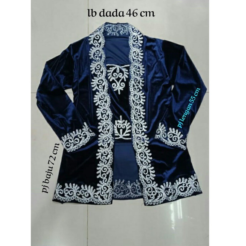 kebaya bludru navi