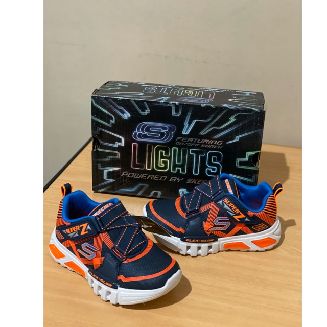 Fast sale sportstation New with box SKECHERS LIGHT utk anak laki-laki diinjak nyala Eur 27