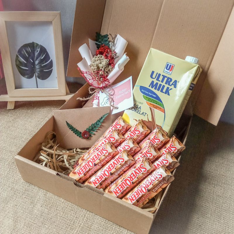 

HAMPERS SILVERQUEEN VITAMIN DLL