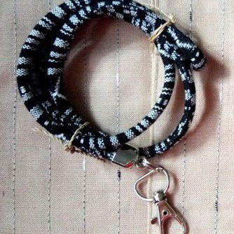 

TALI TANDA PENGENAL. LANYARD KALUNG NAMETAG ID CARD HOLDER ETNIK TALI TENUN GAYA UNIK TRENDY PRIA WANITA @ 38K