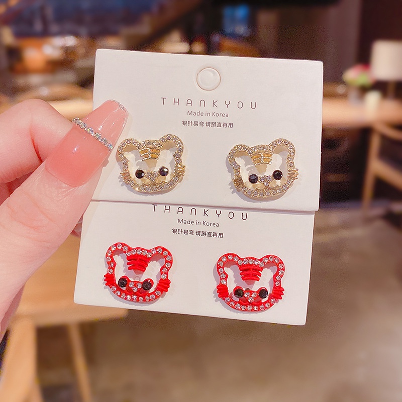 Anting Stud Desain Harimau Merah Kecil Aksen Berlian Bahan S925 Silver Needle