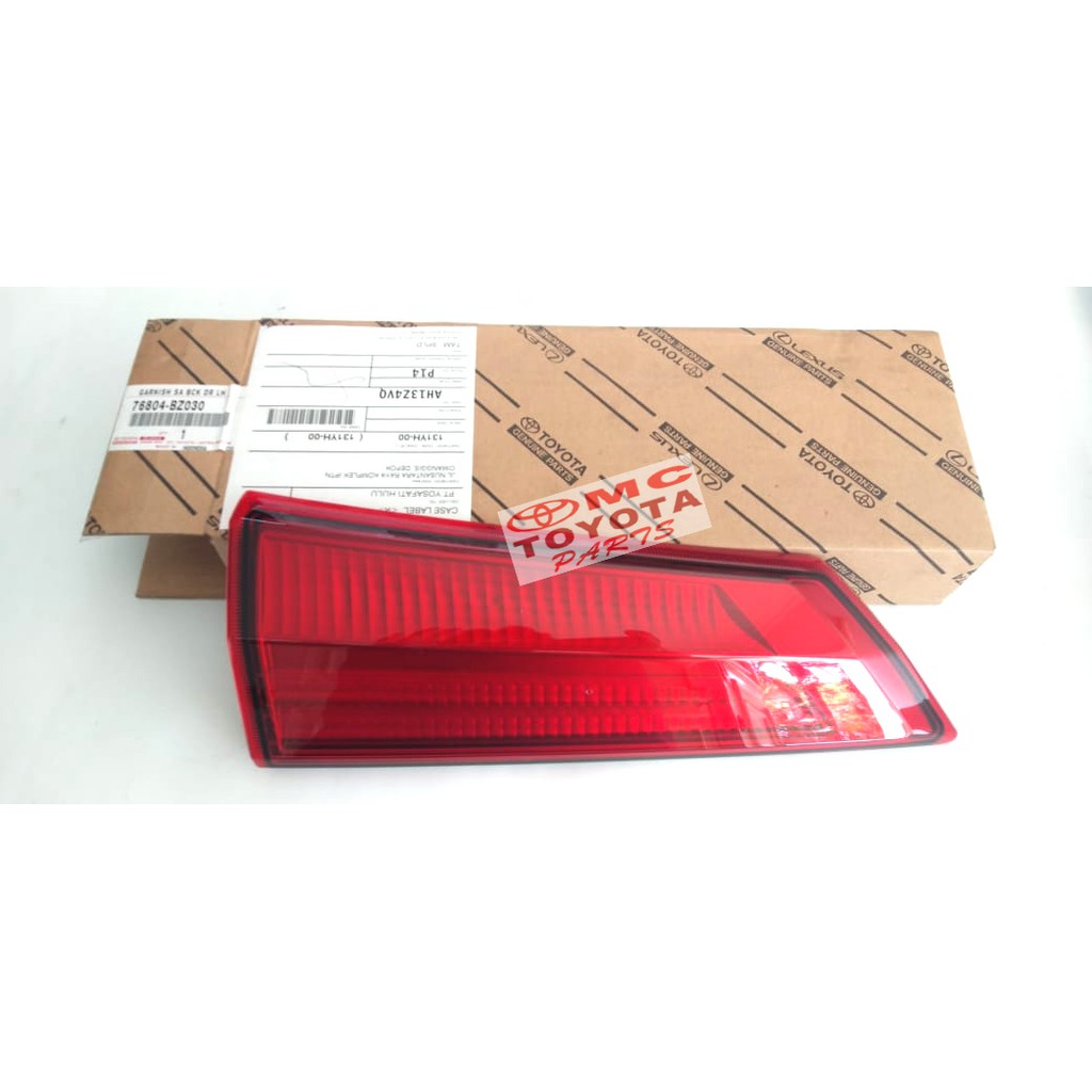 Reflektor lampu bagasi kiri Calya Sigra 76804-BZ030