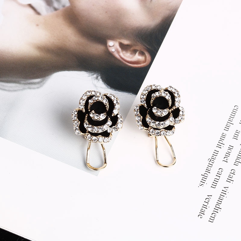 Anting Stud Jarum Perak 925 Bentuk Bunga Camellia Tiga Dimensi Gaya Retro Korea