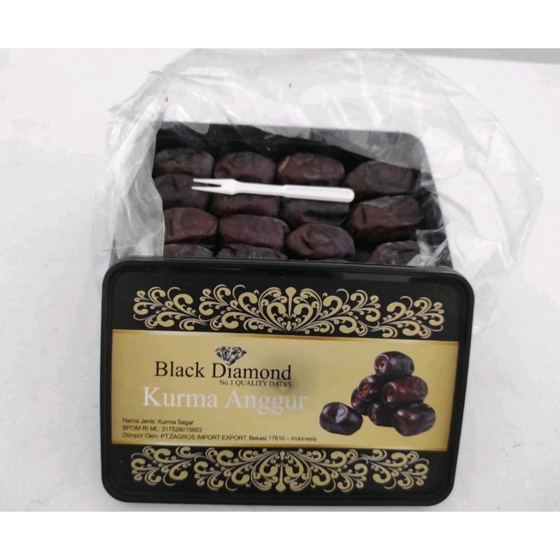 

Kurma Anggur Persian Black Diamond Premium Daging Tebal Lembut Dan Fresh Dijamin Kwalitasnya