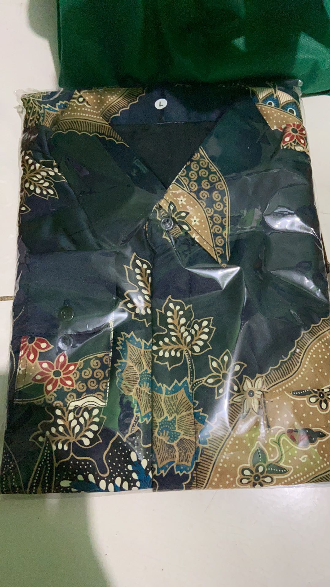 Kemeja Batik Semi Sutra Silky Premium Berfuring Lengan Panjang  Clasik Sutra Xxl  Fashion Batik Pria