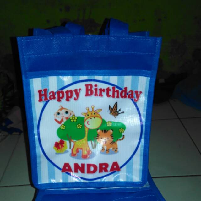 

Tas souvenir ulang tahun