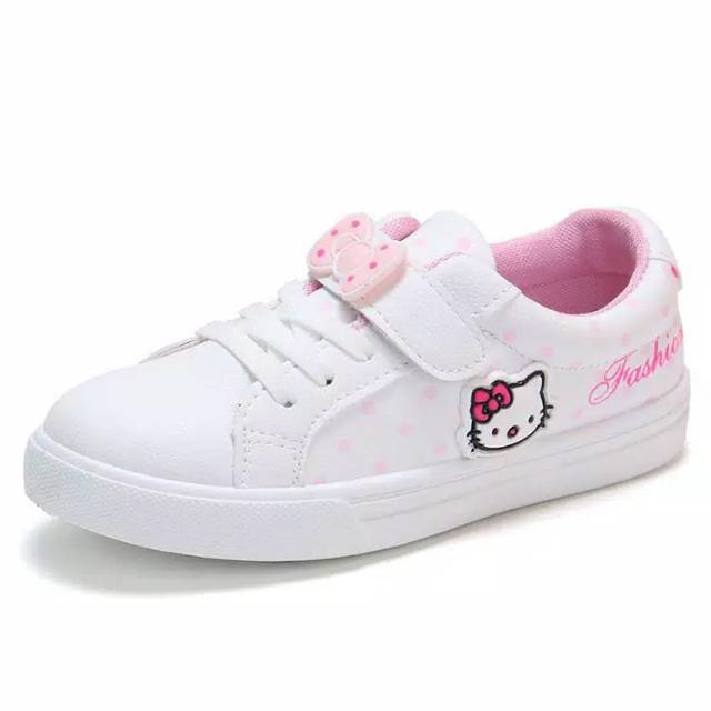 Sepatu anak fashion hello kitty size 26-30