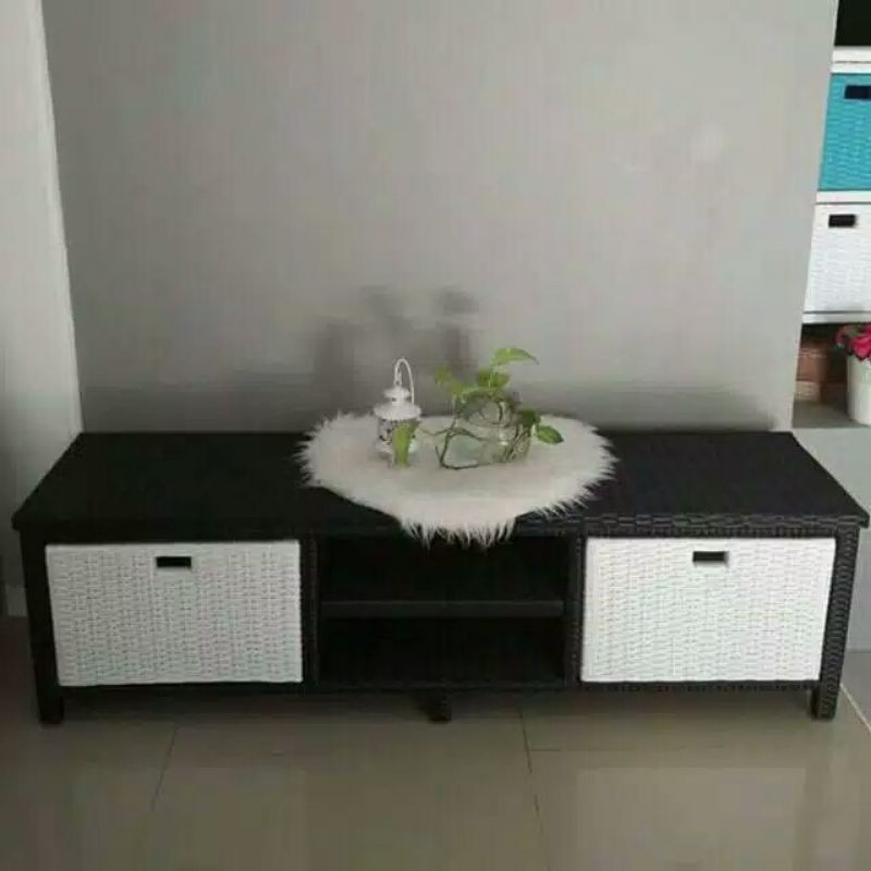 Rak tv dan dvd rotan sintetis