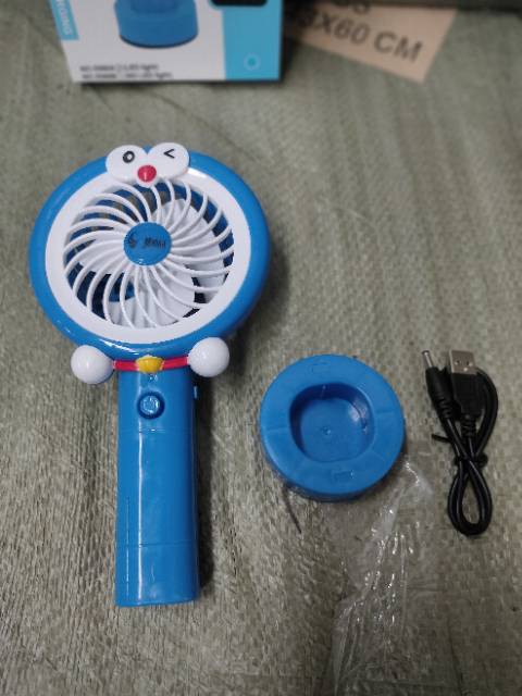 Kipas Angin Karakter Doraemon + Lampu LED / Kipas Portabel Genggam