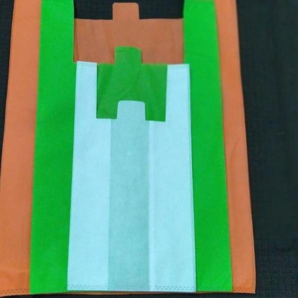 

Tas Spunbond Kresek 36cm x 55cm x 15cm