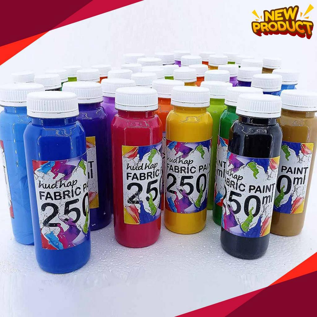 

BIG DISCOUNT Cat lukis kain serbaguna waterbase kemasan 25 ml