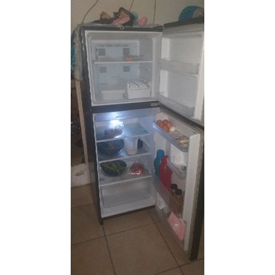 kulkas panasonic 2 pintu