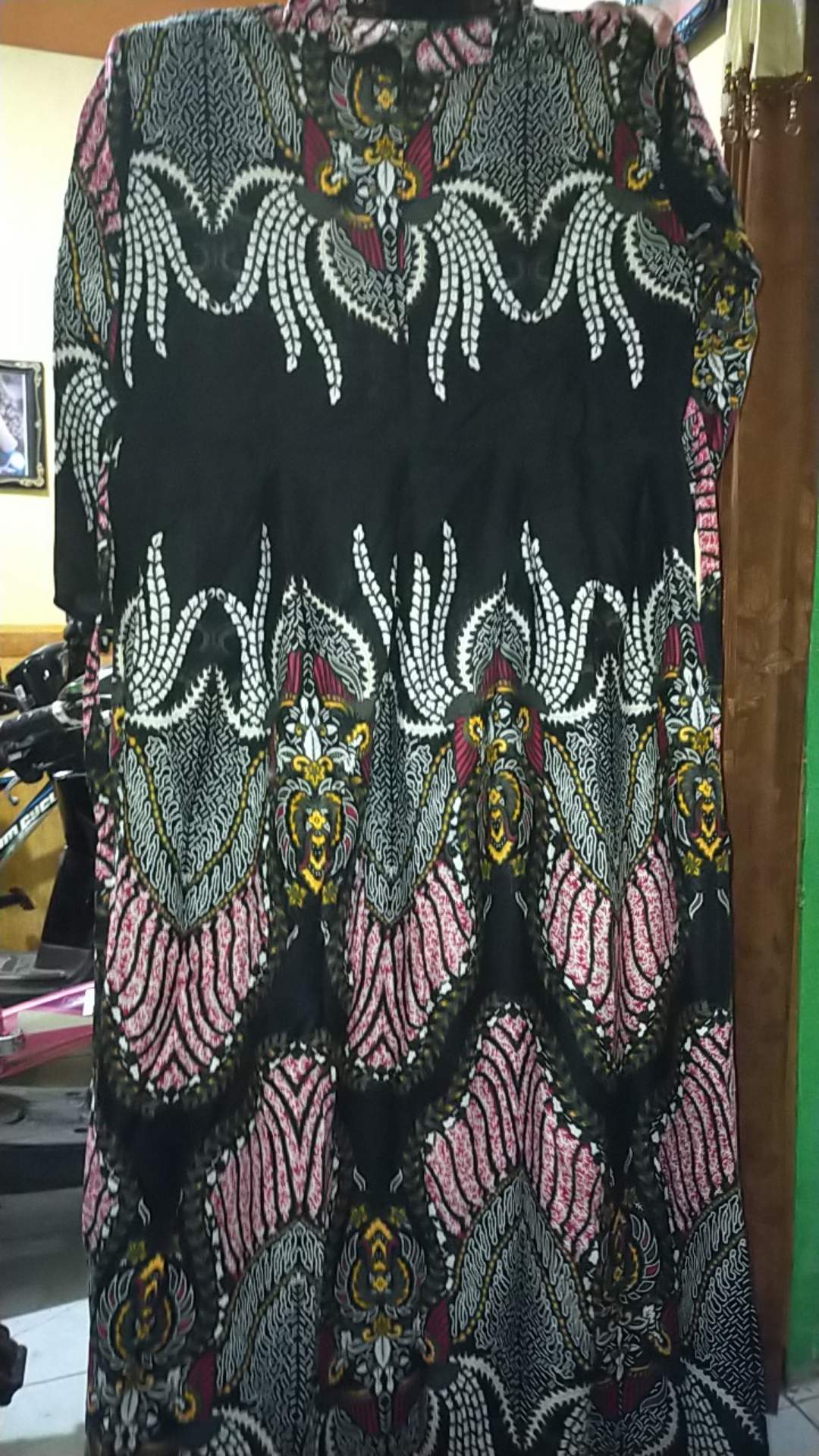 Maura Couple - Sania Ruffle Batik Couple Ori Ndoro Jowi Dnt Garansi Termurah Shopee - Sarwendah