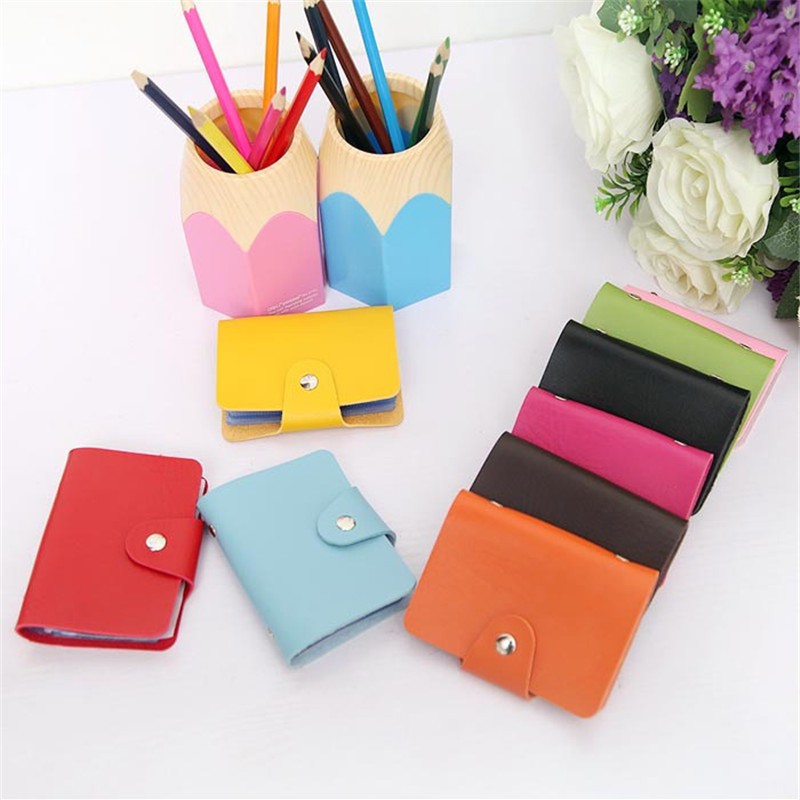 Flashmart Dompet Kartu 24 Slot Bahan Kulit Dompet dengan design simple dan minimalist ini dapat digunakan untuk menaruh kartu kredit, kartu ATM dan kartu lainnya