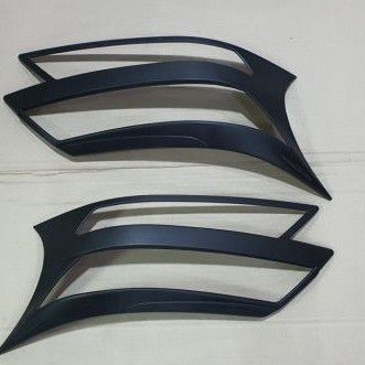 garnish lampu depan hitam doff all new Avanza 2019