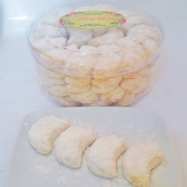 

Kue Puteri Salju 1 kg super premium fresh from open home made