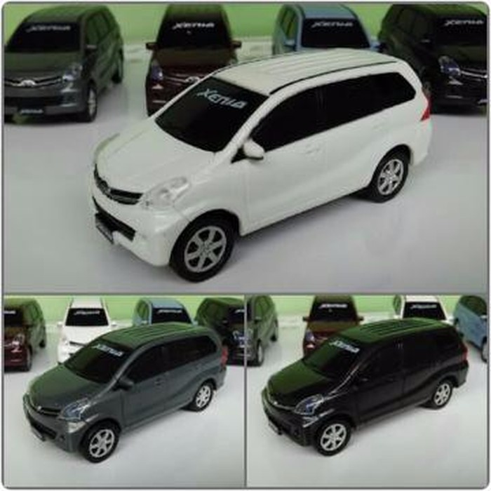 Miniatur Mobil Daihatsu ALL NEW XENIA