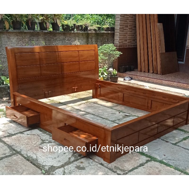 Dipan Laci minimalis kayu jati sudah finishing 180x200 (invoice)