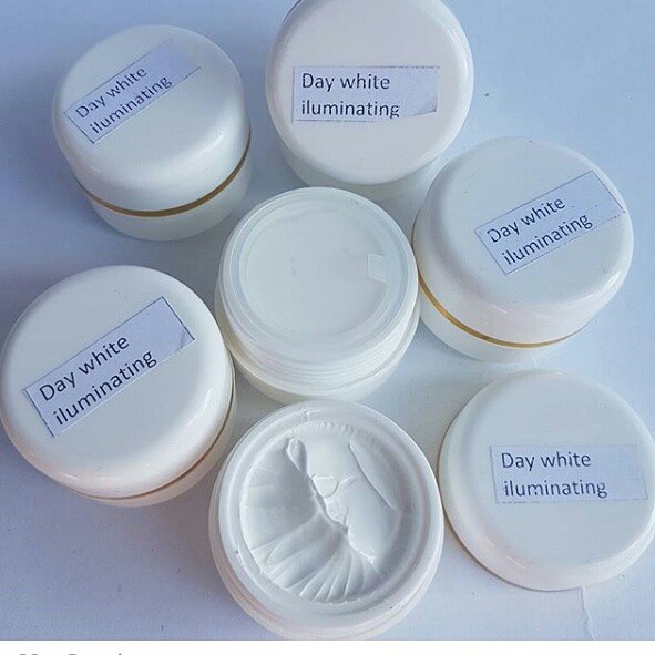 

Day white iluminating glow white