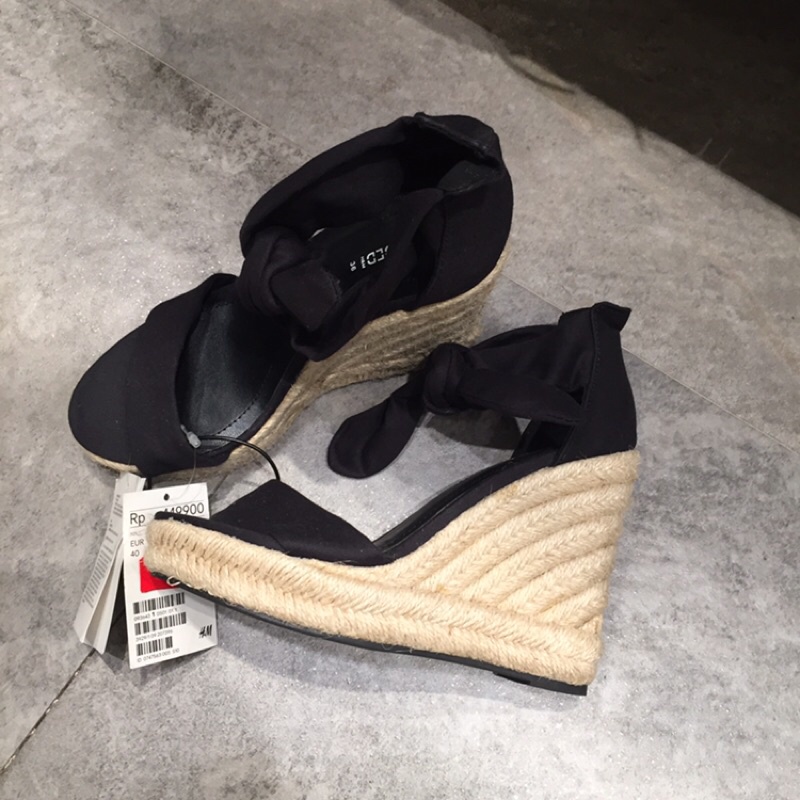 H&M WEDGES SALE (Normal 500k)