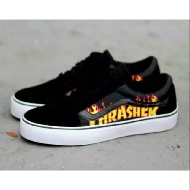 تحد جرف خياطة vans x thrasher low 