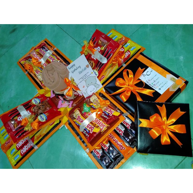 

PAKET GIFTBOX SQ2PS HAMPERS ULTAH/ANNIVERSARY/WEDDING/ENGAGEMENT