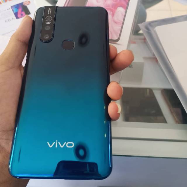 Vivo V15 RAM 6/64 GB