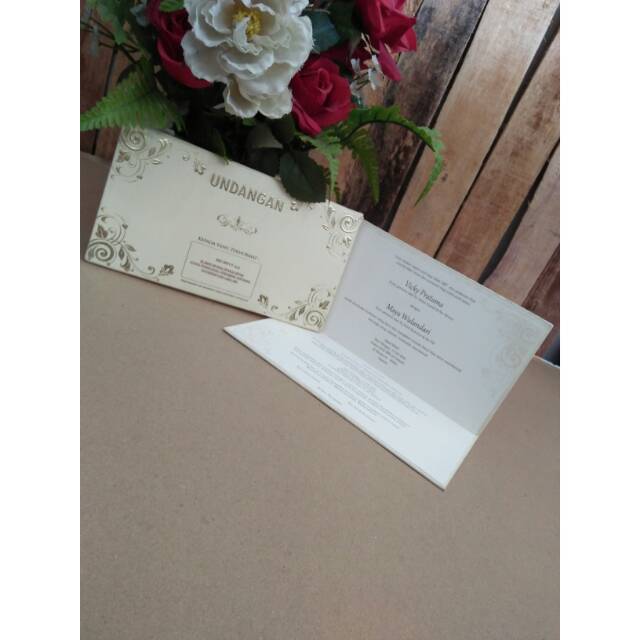 100 set Undangan Nikah Erba Hc -9911
