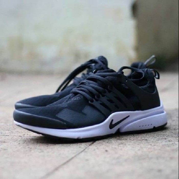 prestos white and black