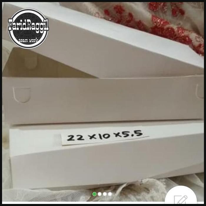 

Dus Kue / box donat/kotak olshop / kemasan pisang brownies /gift box - Putih