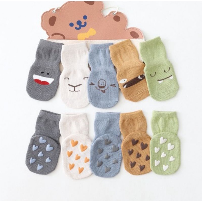 Kaos kaki anak laki-laki motif animal  / Boy socks
