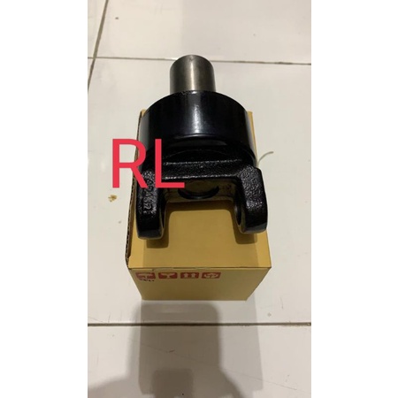 yoke Sleeve yoke slip frt depan KB4t Triton 2500cc MN107647