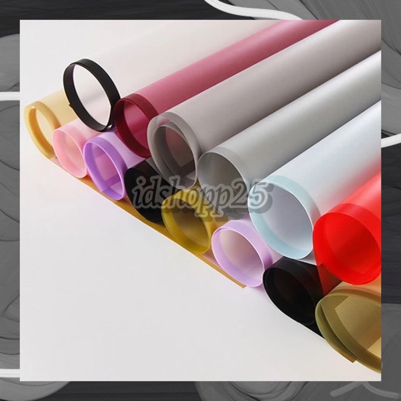 

KERTAS BUNGA FLOWER WRAPPING KERTAS BUNGKUS BUNGA SEMI TRANSPARAN LINE (ecer)