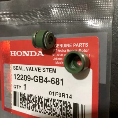 Seal klep 2 PC karet penyetel klep honda grand beat kharima GB4