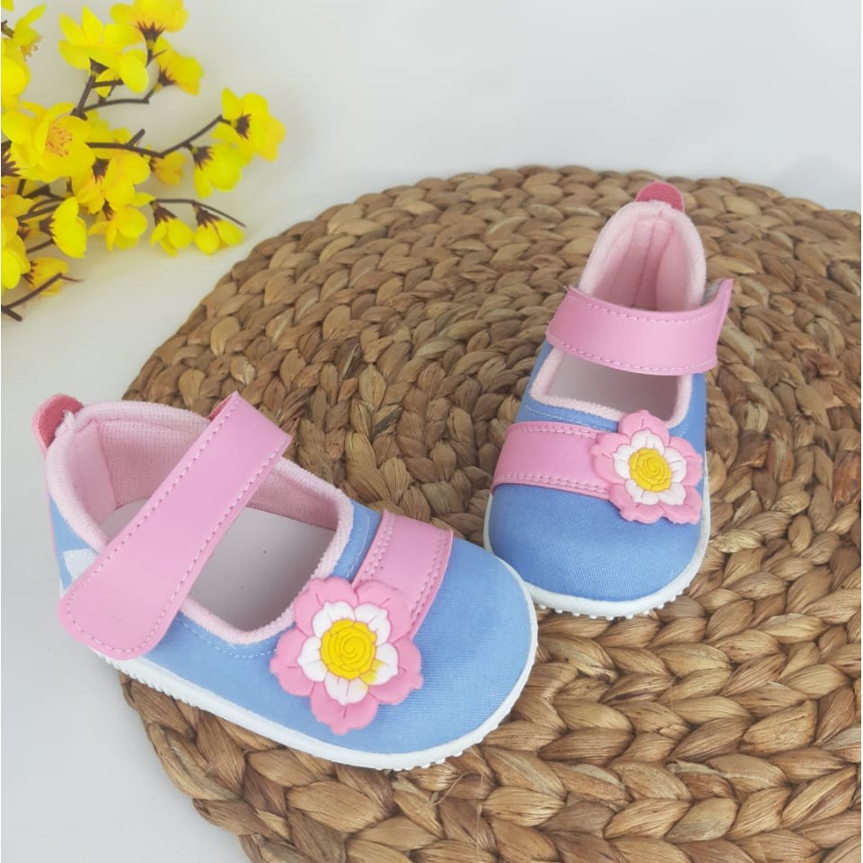 mandirishoesstore-SEPATU ANAK 1-2.5 TAHUN BUNGA BUNYI PINGGIR FAY21