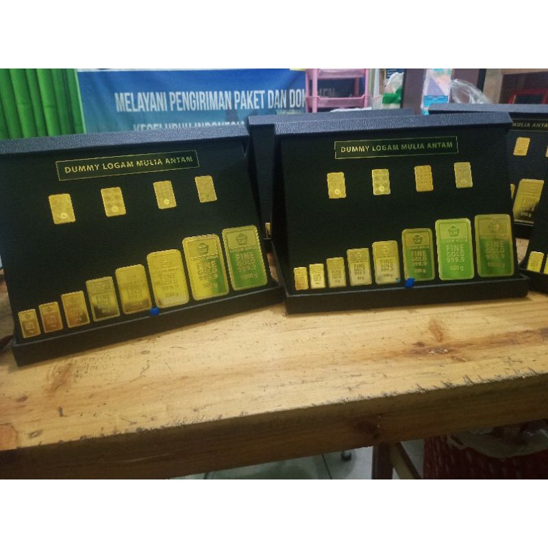 Dummy Emas Batangan model box-3