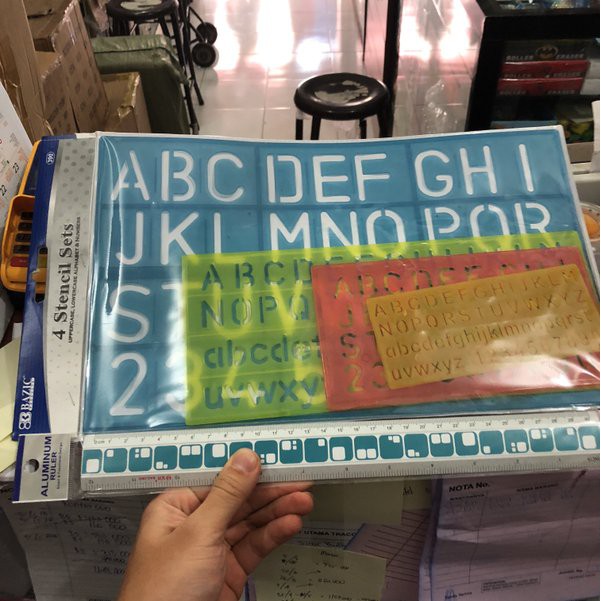 

Produk Eksklusif mal huruf set isi 4 Eksklusif