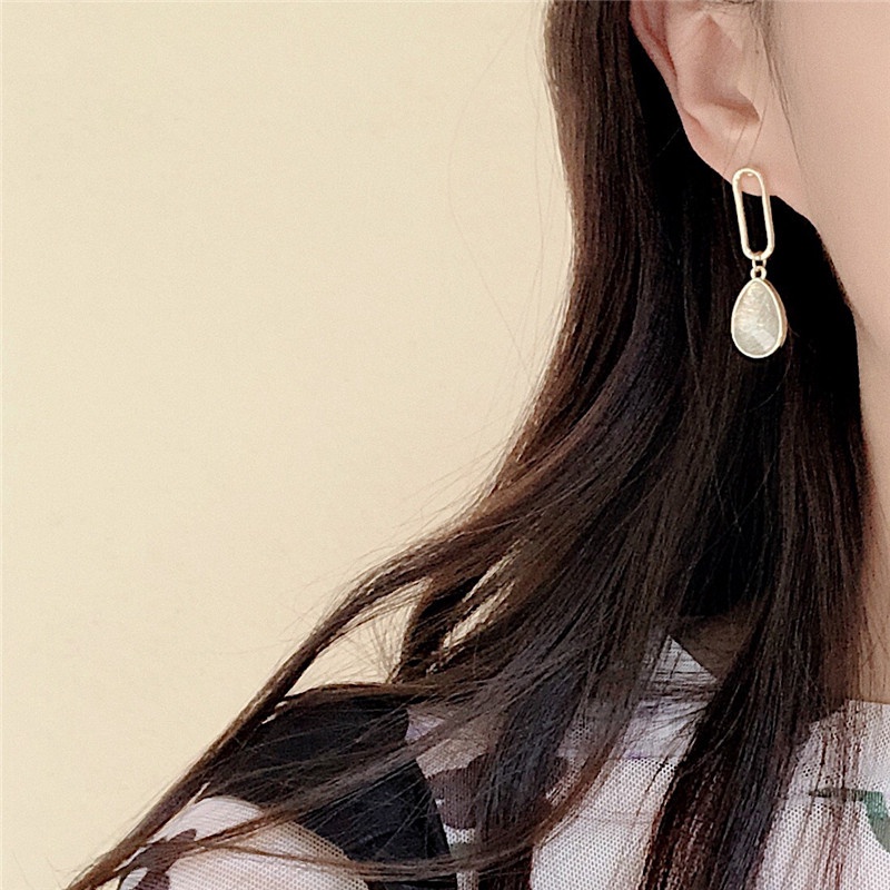 Anting Panjang Asimetris Bahan 925 Silver Gaya Korea Untuk Wanita