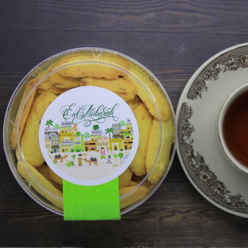 

BINGKISAN LEBARAN / HAMPERS / PARCEL LEBARAN / KUE KERING LIDAH KUCING KEJU