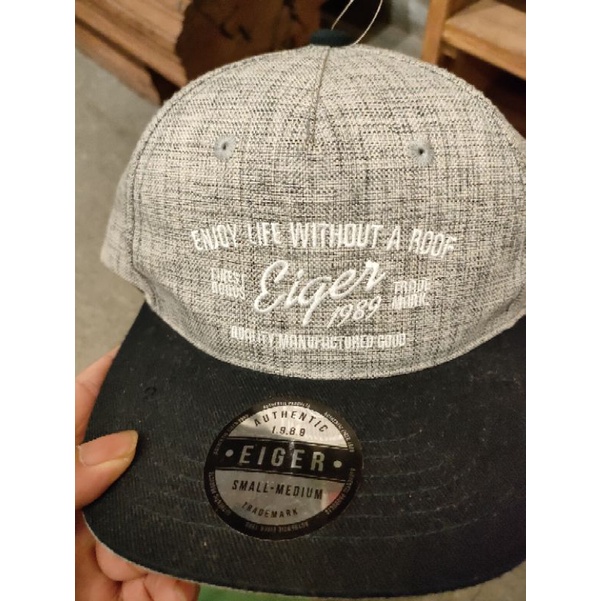 EIGER0042 Topi Snapback Enjoy Life