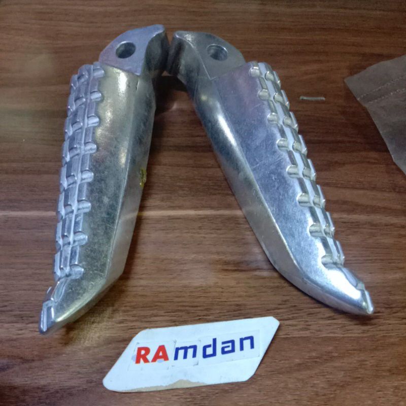 injakan step belakang nmax old original