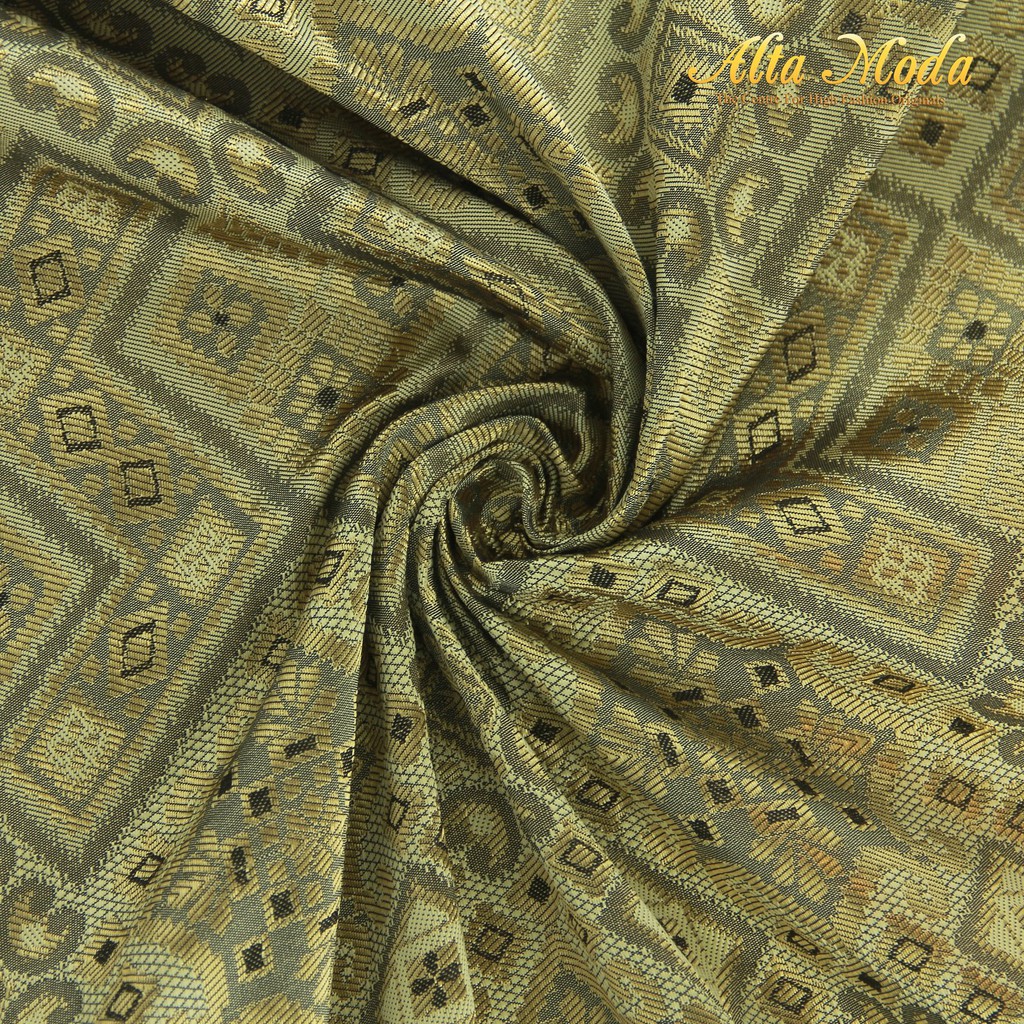 

Alta Moda Songket Motif Palembang Klasik Gold Silver (1M)