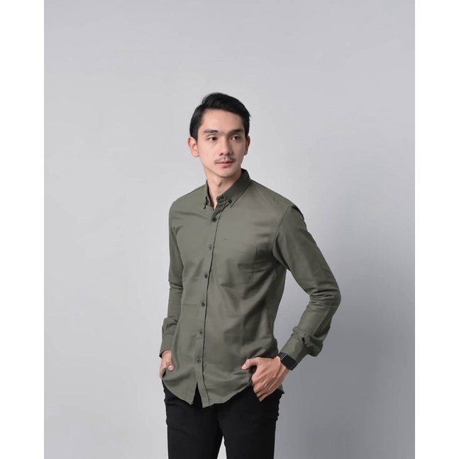 Kemeja Pria Cowok Polos Tangan Lengan Panjang HeM Slimfit Casual Kantoran Murah Premium Hijau Army