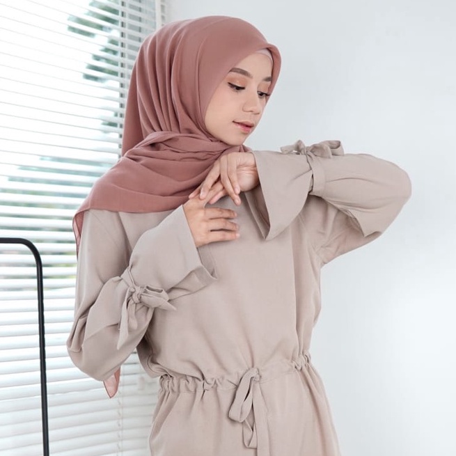 Basic Voal Hijab Segiempat Premium Voal by Mallow Hijab-Milo 120