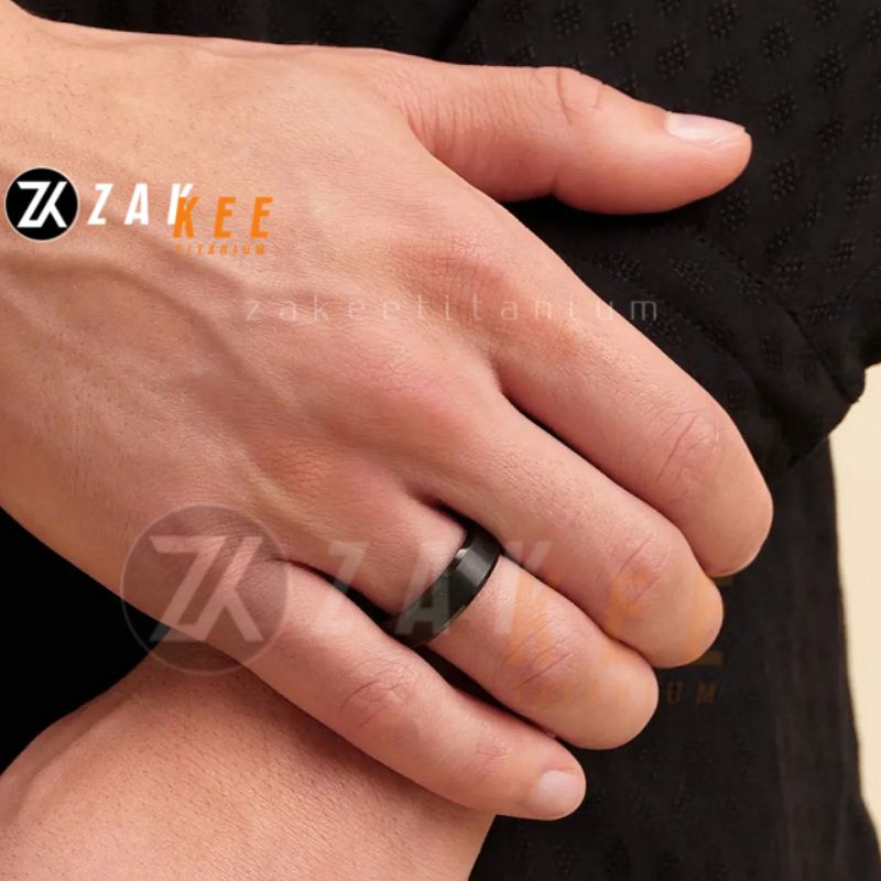 Cincin Pria Wanita Titanium Hitam Black Polos Keren Original Anti Karat