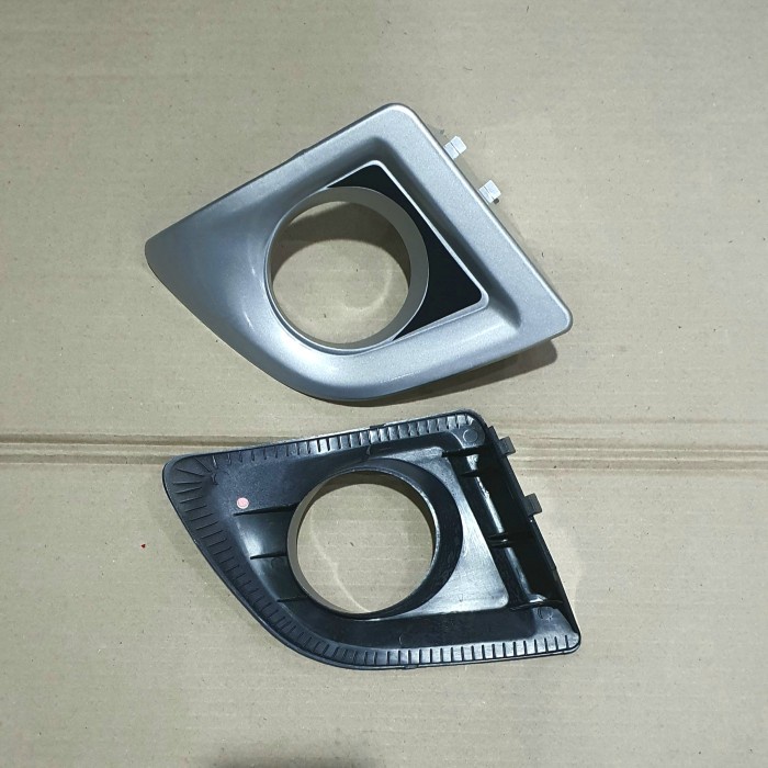 Cover Ring Foglamp New Avanza vvti tipe G 2008-2011 SILVER